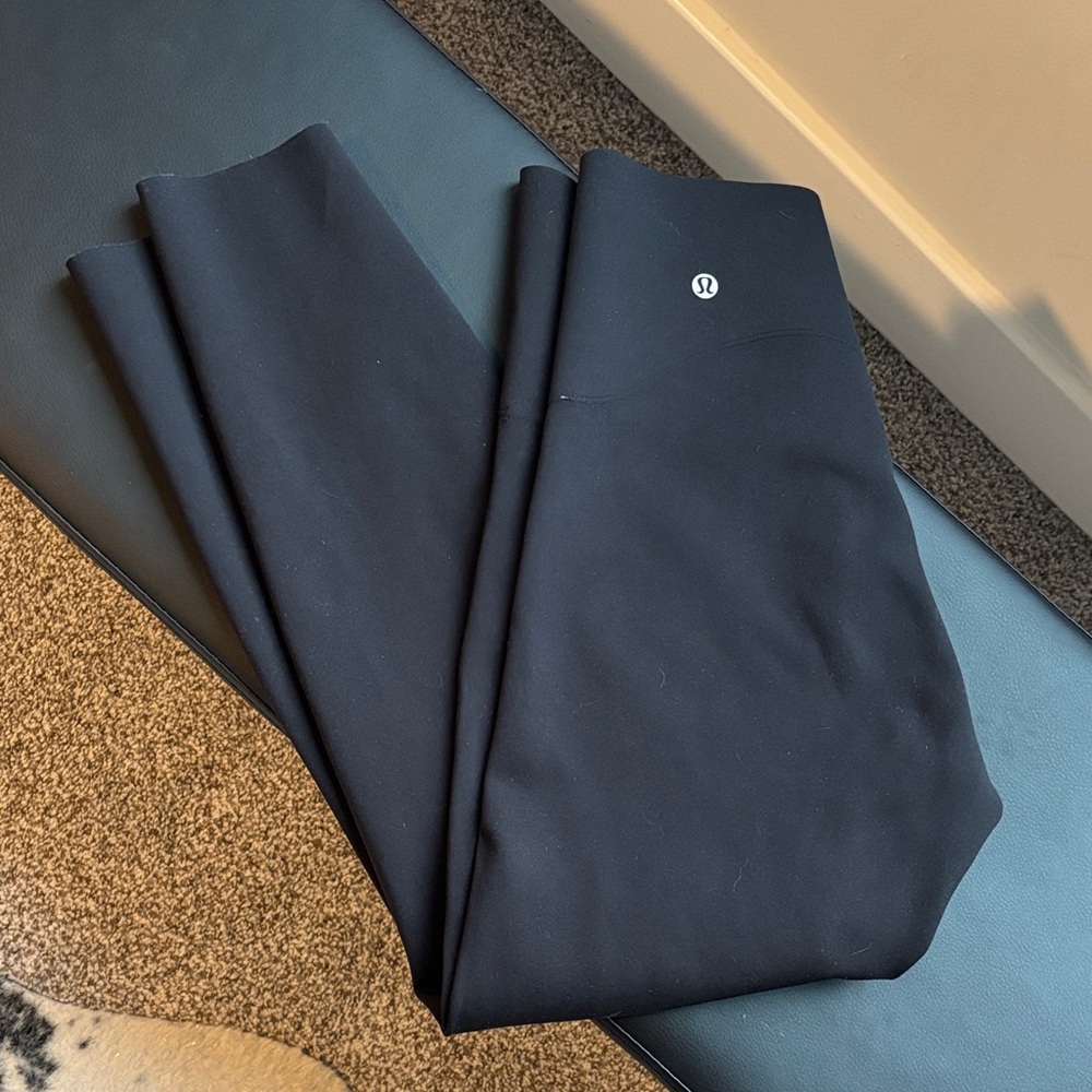 Lululemon Glow Up Super High Rise, 25 inch, Size 8